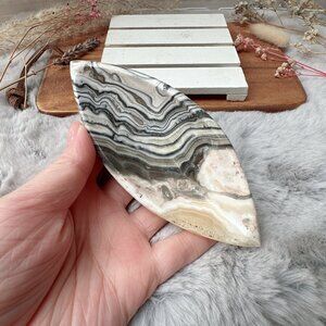 New Small Zebra Onyx Leaf Bowl/Dish